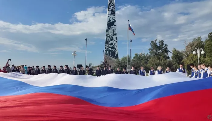 С Днем России! Подборка поздравления с праздником для родных и близких