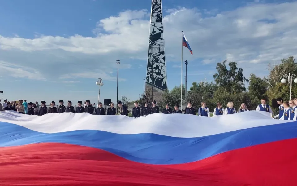 С Днем России! Подборка поздравления с праздником для родных и близких