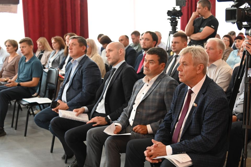 Визит краевого парламента в Славгород