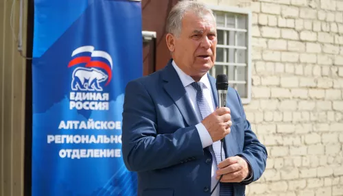 160 тонн гуманитарной помощи передали на передовую из Алтайского края