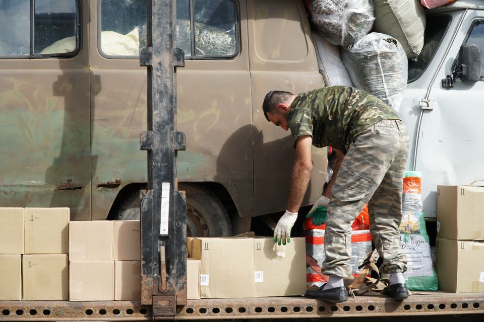 Отправка гуманитарной помощи в зону СВО