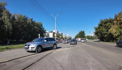 Масштабный ремонт перекрестка на Павловском тракте – Попова начали в Барнауле. Фото