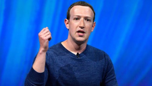 СМИ: главу Facebook Цукерберга хотят отправить в отставку