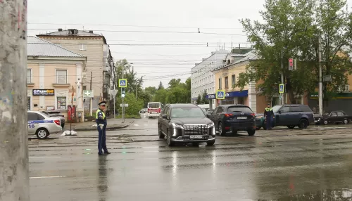 Ручное управление.  Как взаимодействовать с регулировщиком на дороге