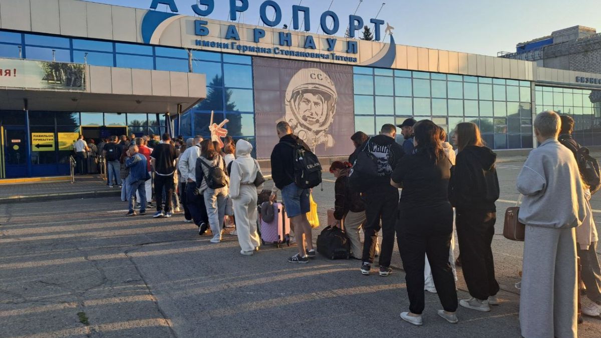 Очередь в аэропорту Барнаула
