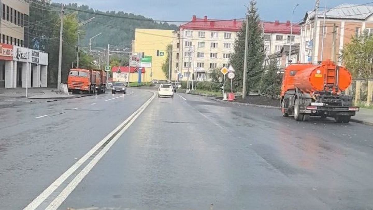 Улица Чорос-Гуркина в Республике Алтай