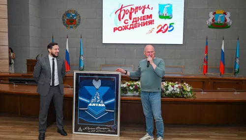 Одна большая дружная семья: Русские витязи встретились с главой Барнаула