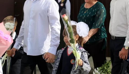 В Барнауле стартовал второй этап зачисления детей в первые классы