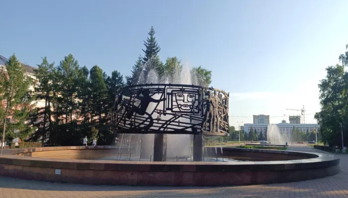 Фонтаны в Барнауле начали подготавливать к зимнему периоду