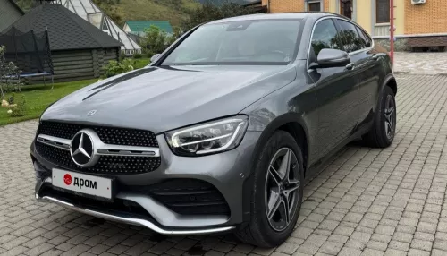 Серый Mercedes в спортивной комплектации продают за 5,2 млн рублей в Горно-Алтайске
