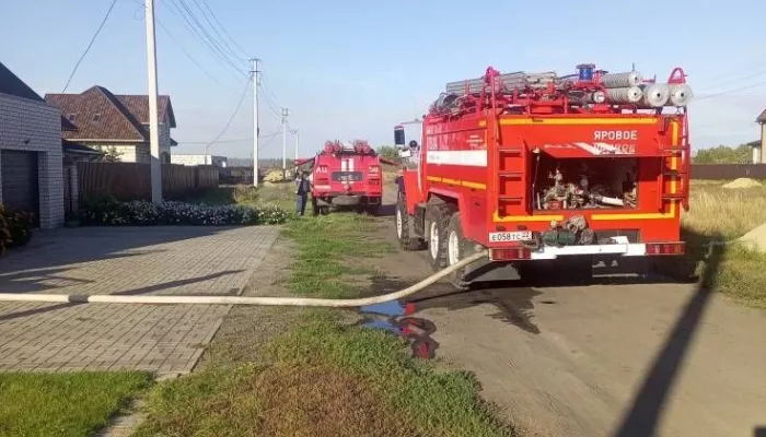 В Яровом из-за утечки газа вспыхнул пожар в жилом доме
