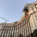В здании кабинета министров в Киеве произошел пожар