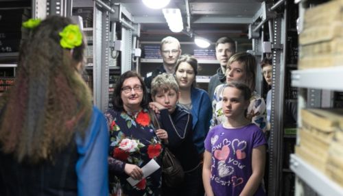 Эльфы, шотландцы и Шекспир: как прошла Библионочь в Барнауле