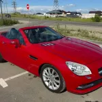Тюнингованный в Японии Mercedes редкого алого цвета продают в Барнауле. Фото