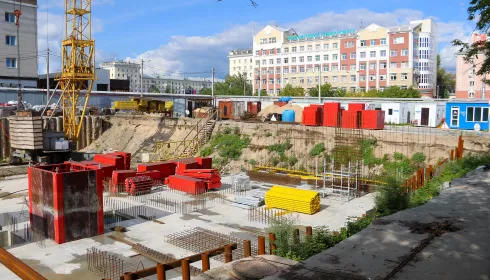 Подрядчик расторг контракт на строительство нового ЦУМа в Барнауле