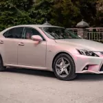 Розовый Lexus с шумоизоляцией продают в Барнауле за 1,2 млн рублей. Фото