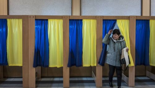 Второй тур выборов президента проходит 21 апреля на Украине