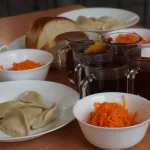 Общественники, депутаты и родители проверили школьное питание в Барнауле