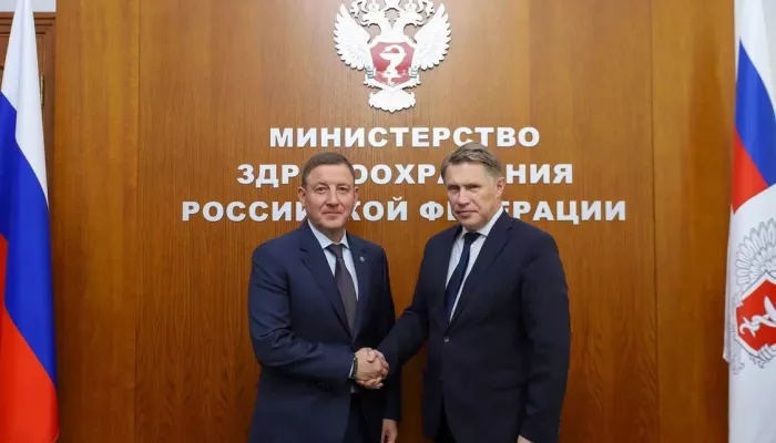 Андрей Турчак и глава минздрава РФ обсудили строительство перинатального центра