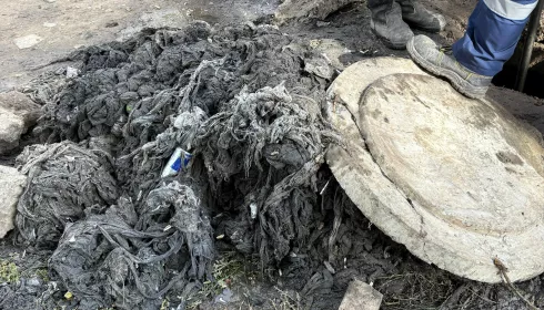 В Новоалтайске несколько домов третьи сутки остаются без воды из-за засора коллектора