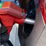 Топливный вопрос: в Кремле ответили на слухи о либерализации цен на бензин