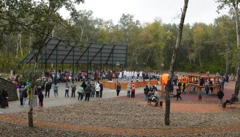 Новая страница: в Рубцовске наконец открыли парк-набережную на берегу Алея