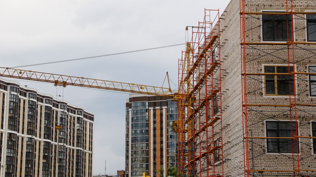 Строительство школы на 1100 учеников на улице Попова, 130. Сентябрь 2025 года