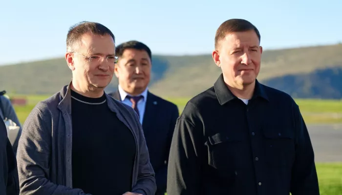 Помощник президента РФ Владимир Мединский прилетел в Республику Алтай