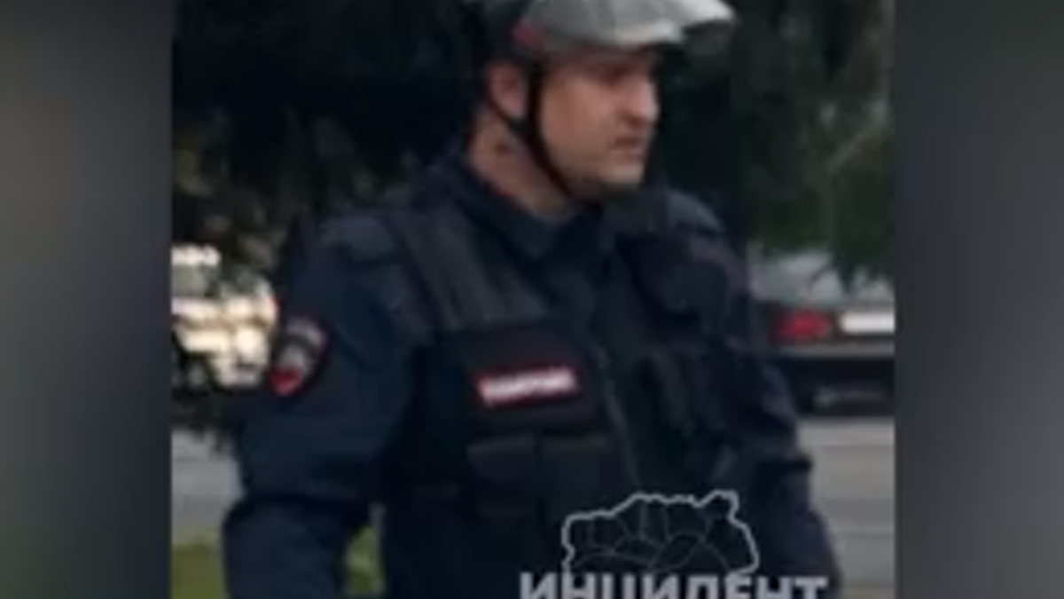 Кемеровчанин, одевшийся в полицейского