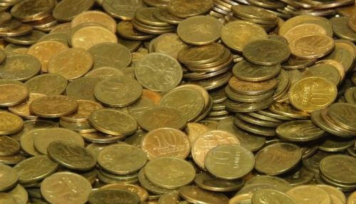 ЦБ предлагает жителям Алтая обменять мелочь на памятные монеты