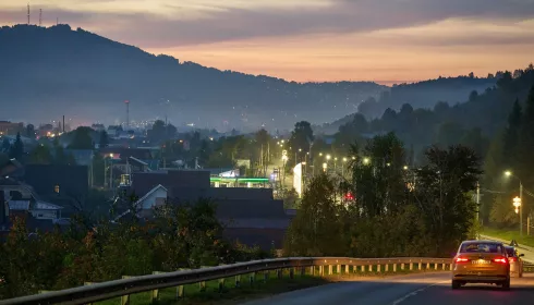 Уголок столицы Алтайского края в горах: как выглядит улица Барнаульская в Горно-Алтайске. Фото