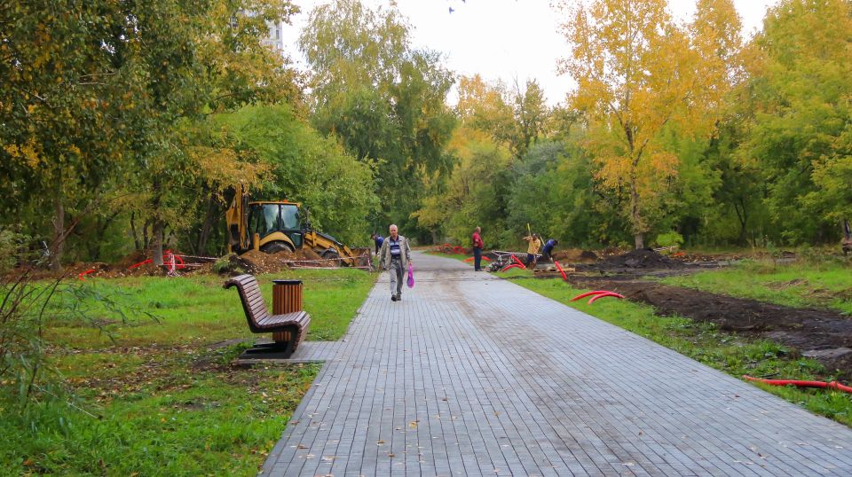 Реконструкция территории бывшего парка имени Ленина. Сентябрь 2025 года Реконструкция территории бывшего парка имени Ленина. Сентябрь 2025 года