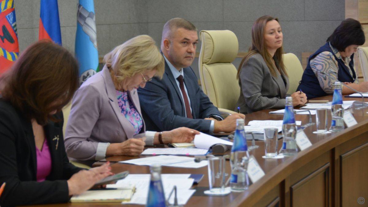 В мэрии Барнаула обсудили меры профилактики наркомании среди детей и молодежи
