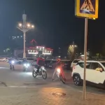 Пришлось применить силу: в Горно-Алтайске инспекторы задержали юного мотоциклиста