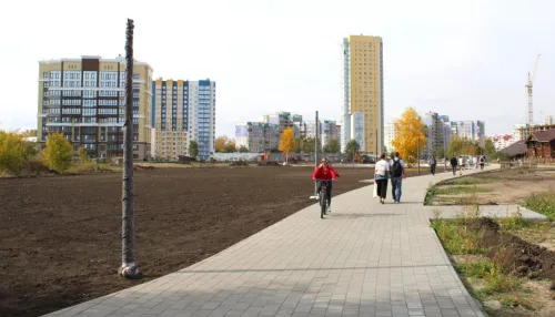 Под занавес сезона: какие работы продолжаются в барнаульских парках. Фото
