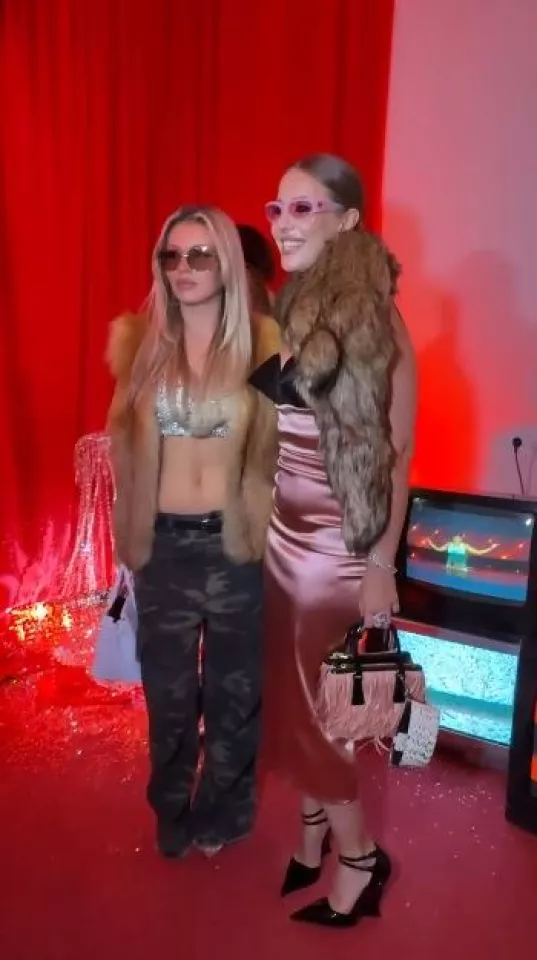 Sobchak klubda minaj beradi Sobchak klubda minaj beradi