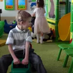 Как и чем в России помогают детям с нарушением слуха
