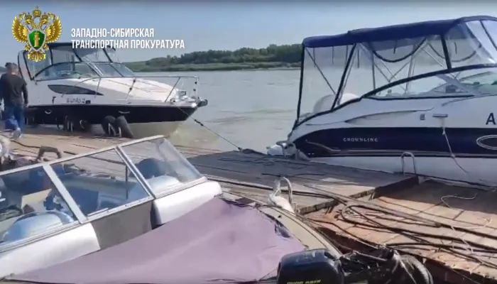 Прокуратура нашла нарушения в работе стоянки катеров на Оби в Барнауле