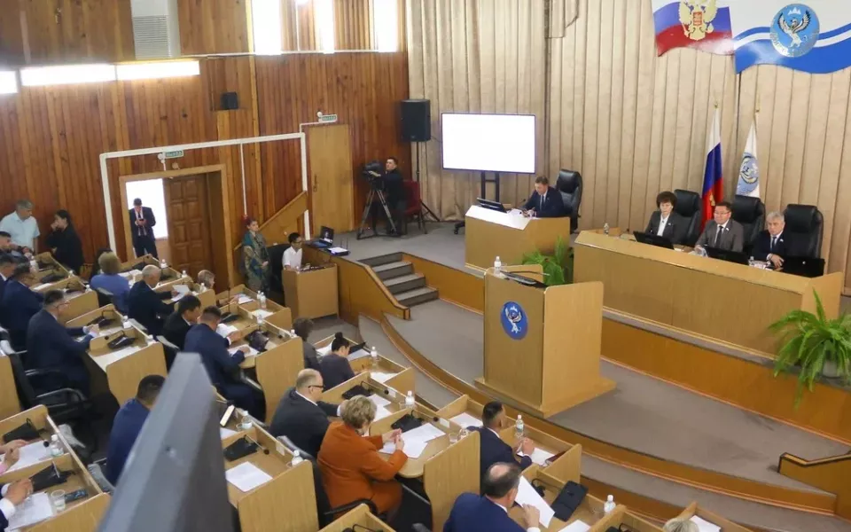 Как проходит IX сессия Госсобрания Республики Алтай восьмого созыва. Фоторепортаж