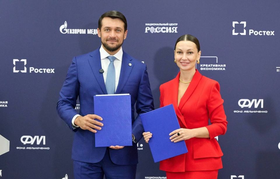 Подписание соглашения о сотрудничестве правительства Республики Алтай с АНО "Креативная экономика"