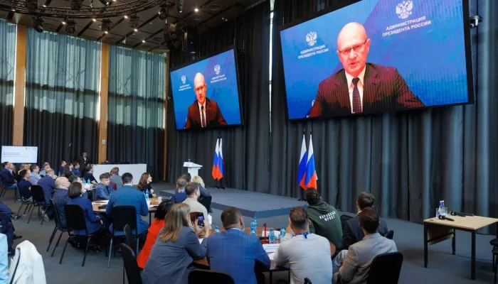 Вице-спикер АКЗС проходит обучение по программе Лидеры России. Политика