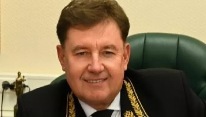 Глава Совета судей РФ ушел в отставку после скандального иска