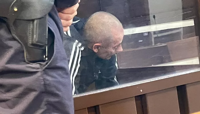 СМИ: барнаульский маньяк Виталий Манишин надеется отправиться на спецоперацию