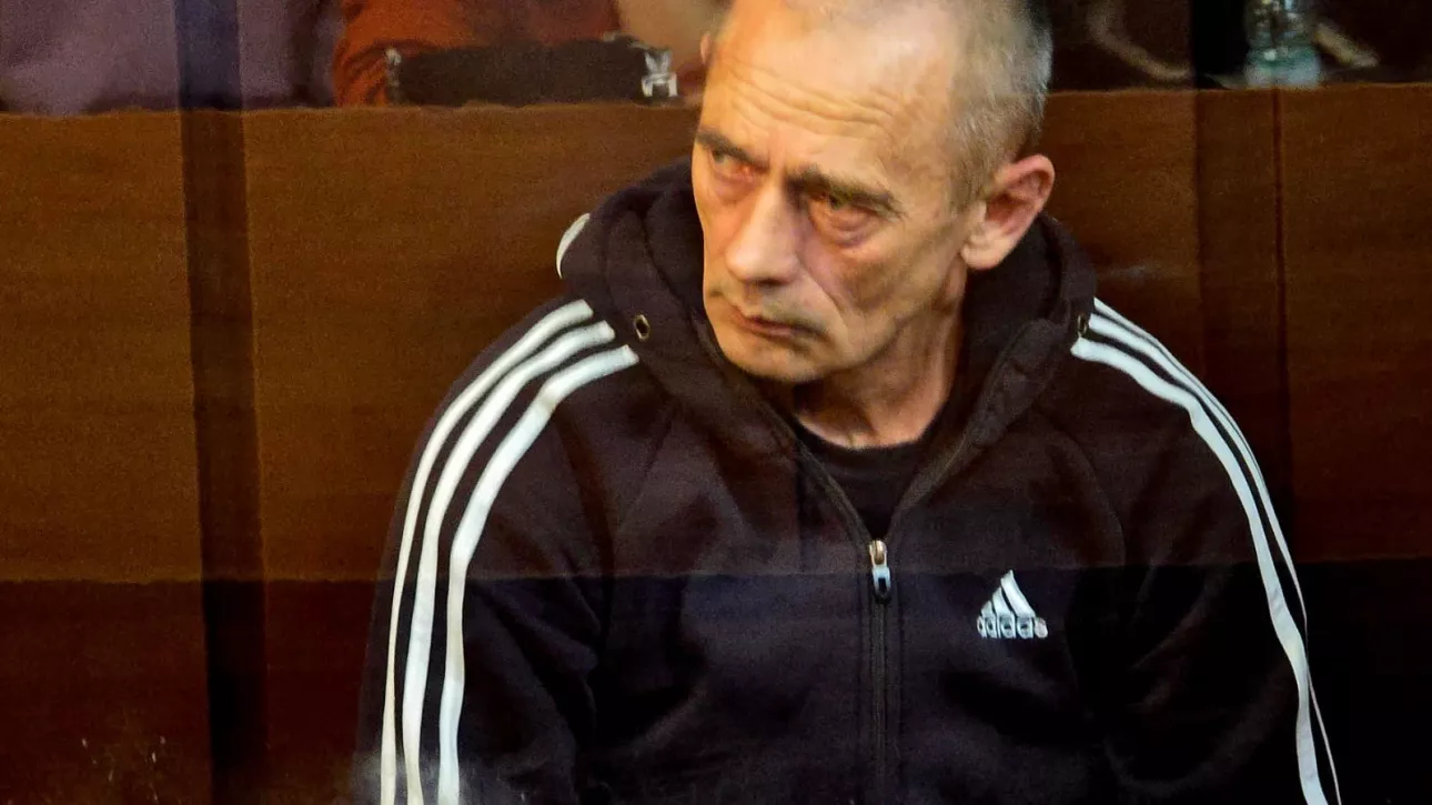 Барнаульский маньяк Виталий Манишин просится на СВО из колонии
