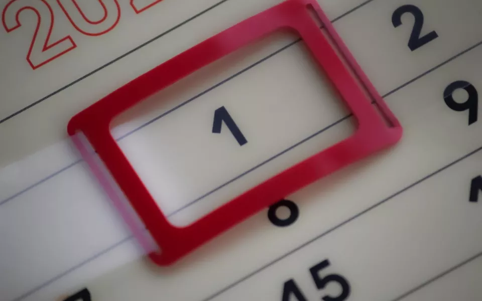 Названы самые выгодные месяцы для отпуска в 2026 году