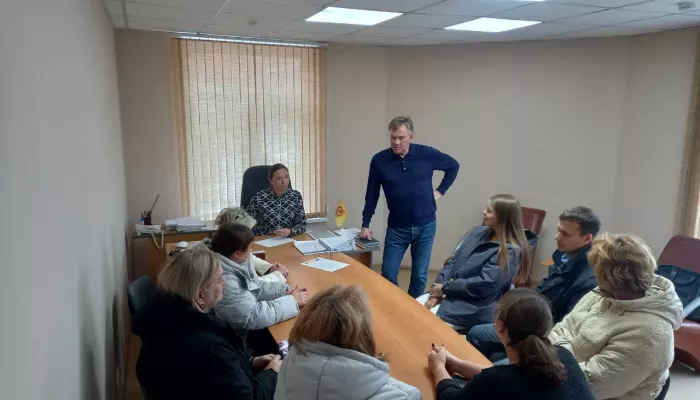 Глава алтайских социалистов провел личный прием граждан в Барнауле