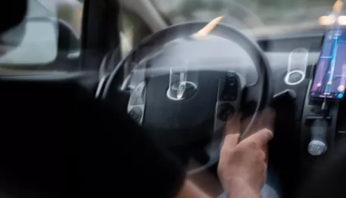 Подготовьтесь заранее. Приятные поздравления с Днем автомобилиста в стихах и прозе