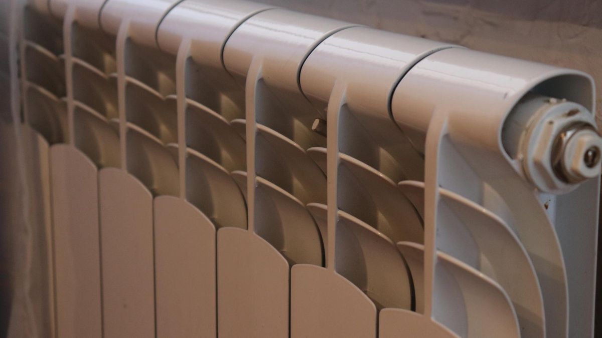 Отопительный сезон, отопление. Батарея