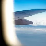 В нескольких российских аэропортах временно ограничили полеты ради безопасности