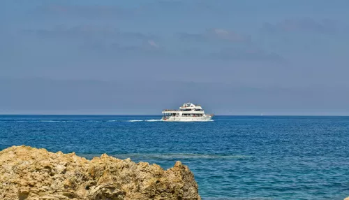 После внезапной смерти 39-летней россиянки на Кипре скончался и ее возлюбленный